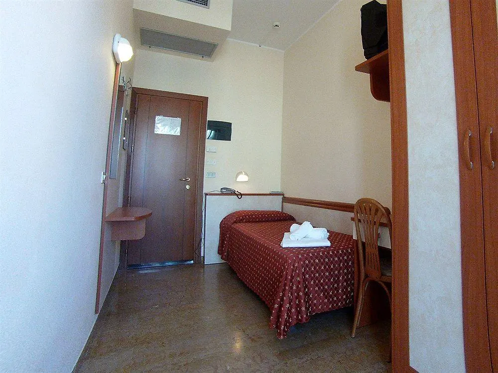 Hotel Harmony Rimini 3*,