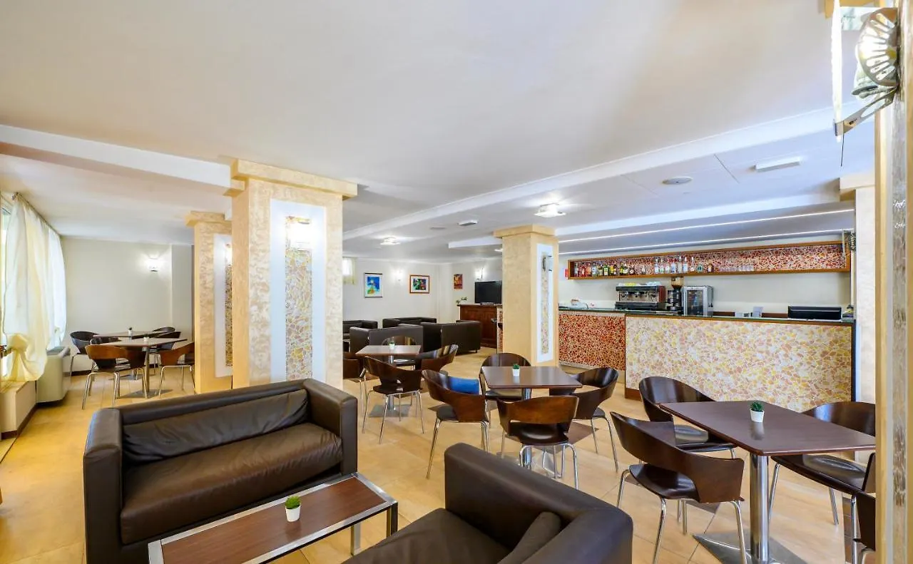 Hotel Harmony Rimini 3*,