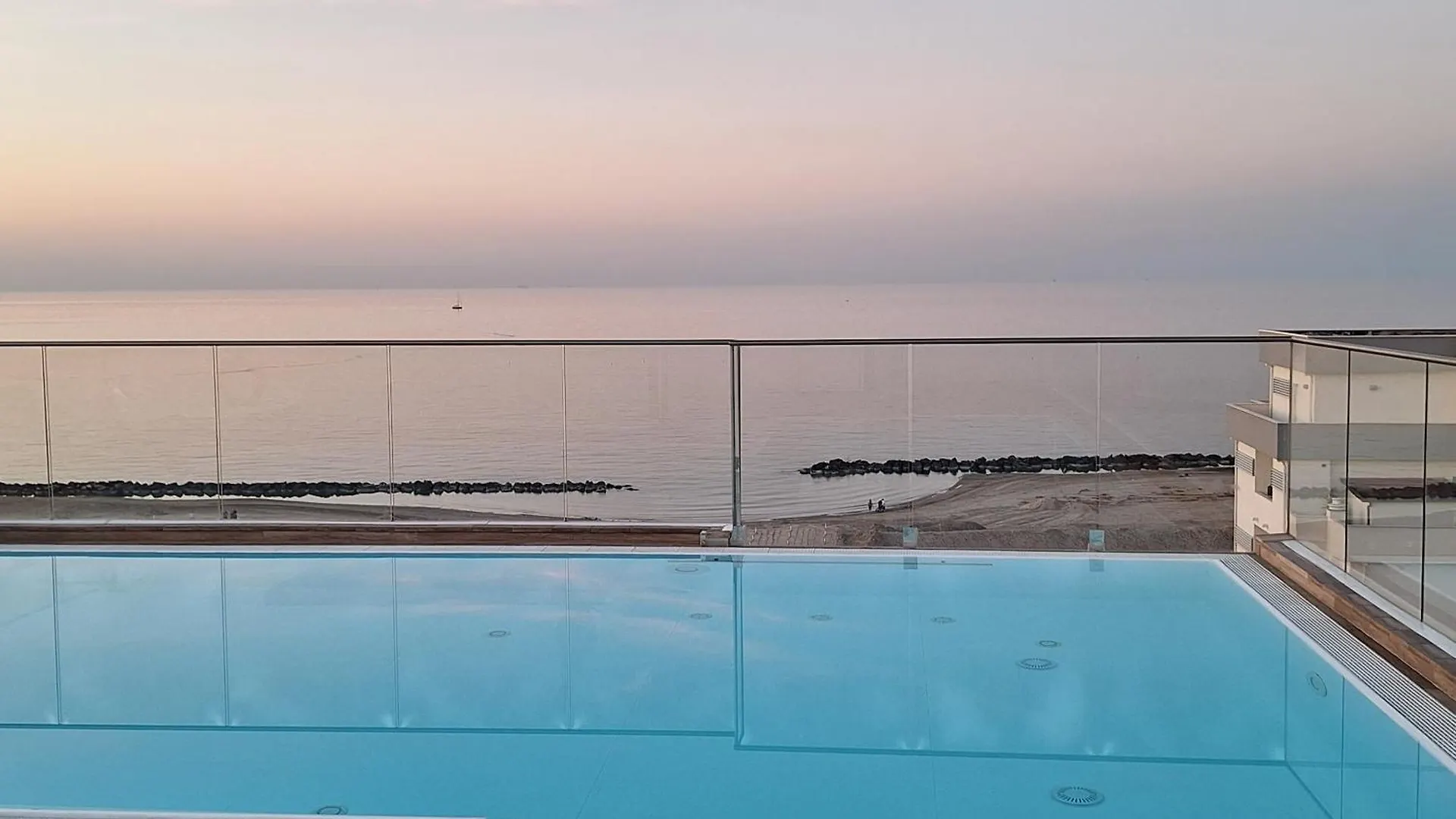 Hotel Harmony Rimini 3*,  Italy