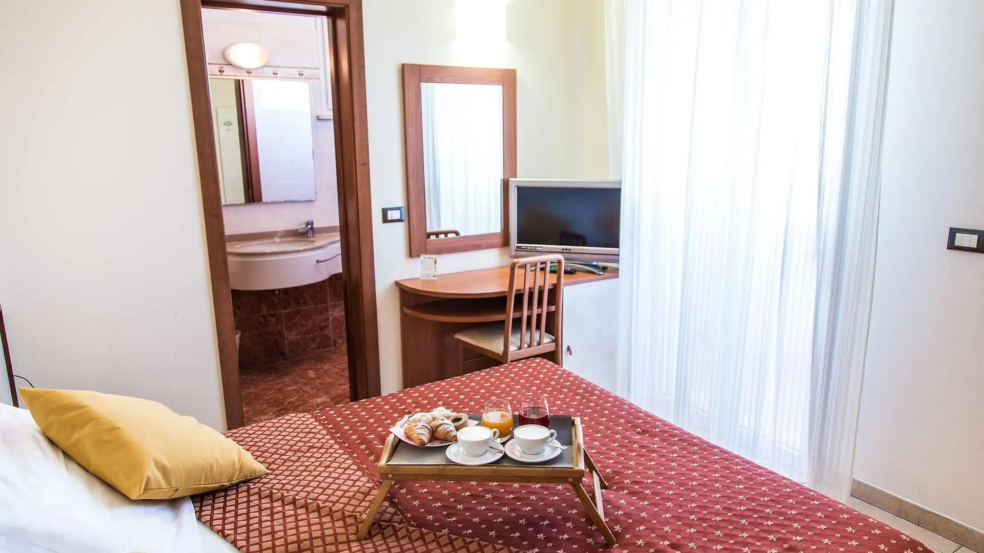Hotel Harmony Rimini 3*,